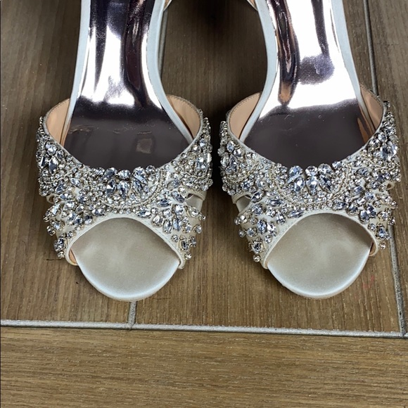 Badgley Mischka Paula Ivory Slingback Heel Sz 8.5 - Picture 3 of 8